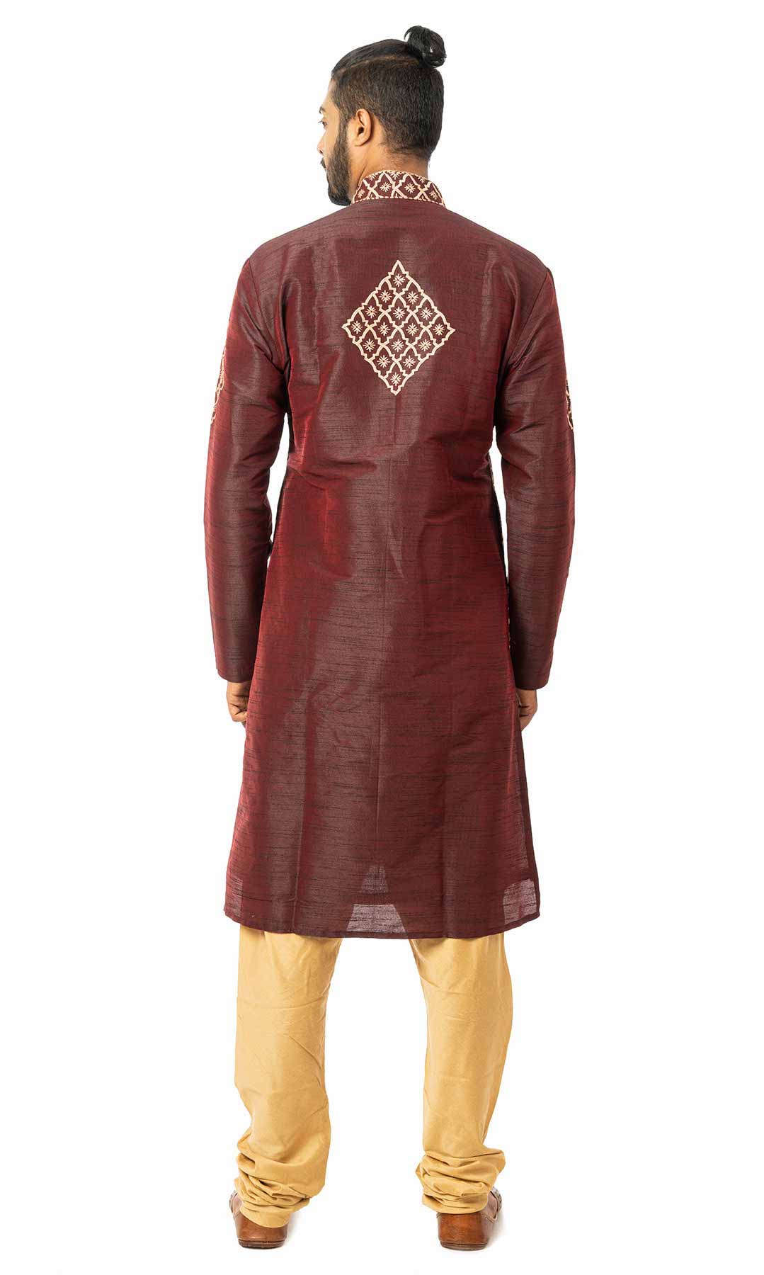 Wine Colour Raw Silk Kurta Set With Checker Pattern - Viraaya By Ushnakmals