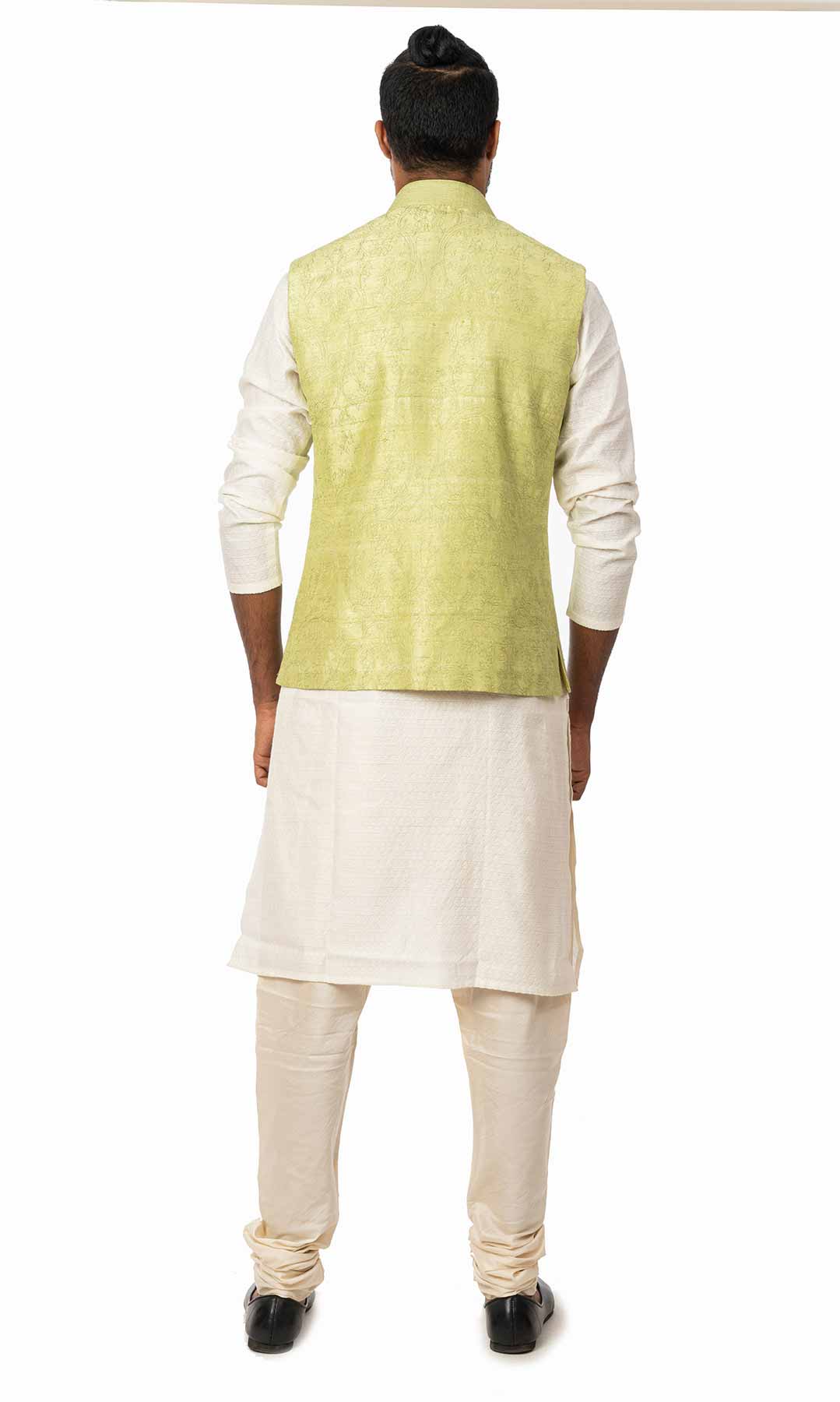 White Cotton Silk Kurta Set With Pista Green Nehru Jacket – Viraaya By Ushnakmals