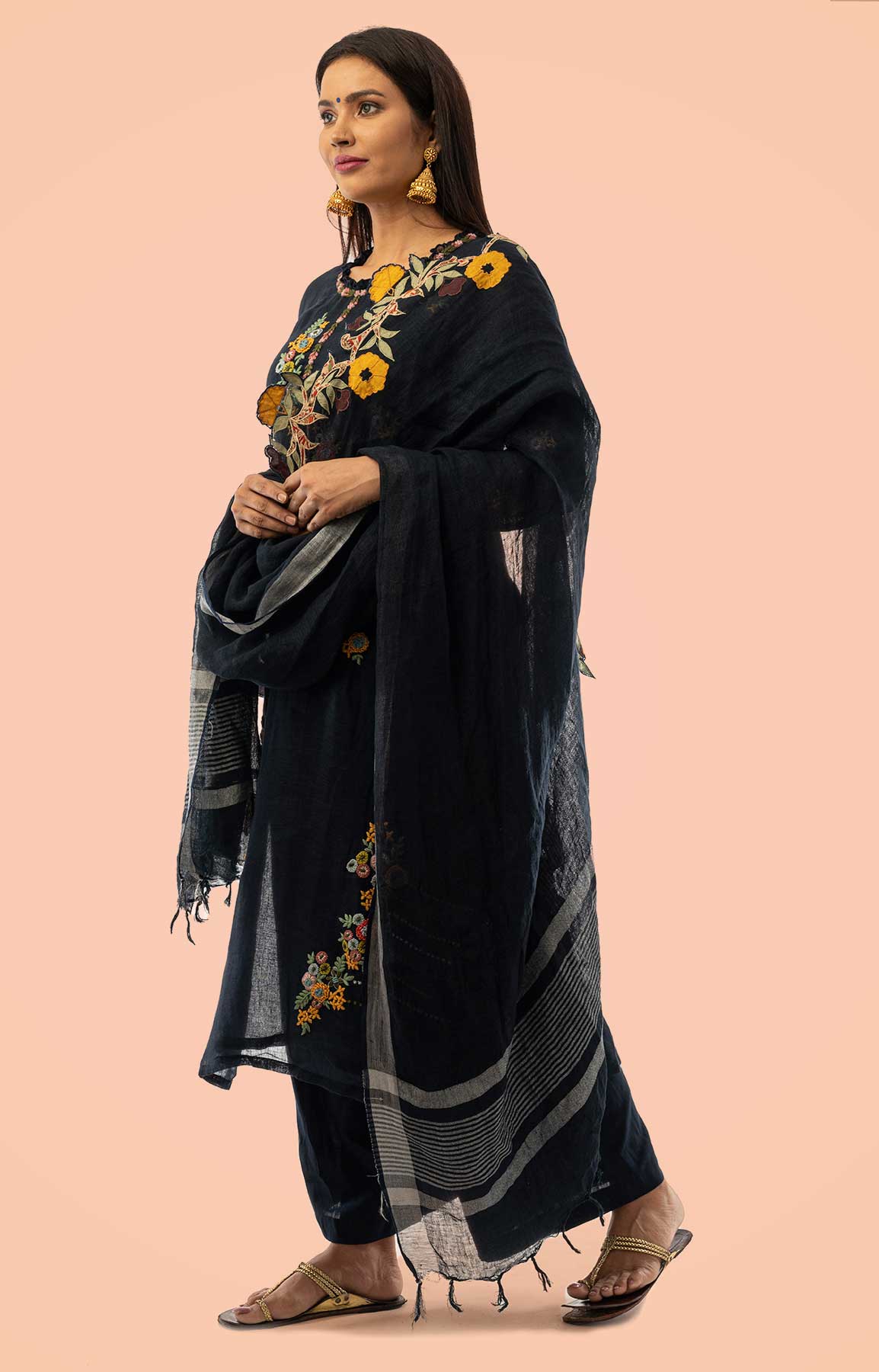 Navy Blue Linen Suit With Applique Cutwork Linen Duppatta – Viraaya By Ushnakmals